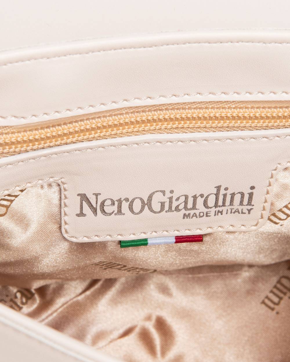 NeroGiardini Art. E443711D Spedizione Gratuita