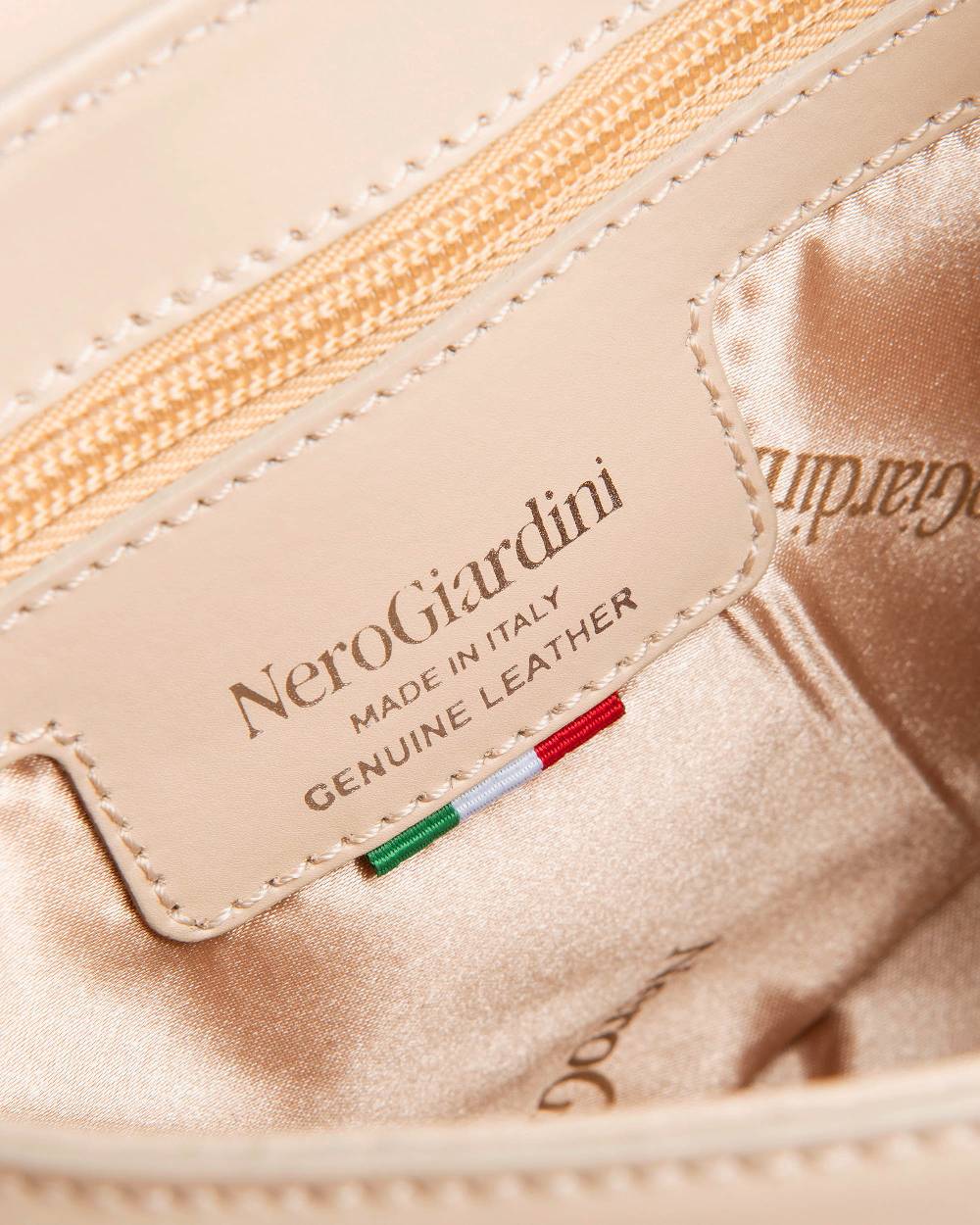 NeroGiardini Art. E443710D Negozi Online
