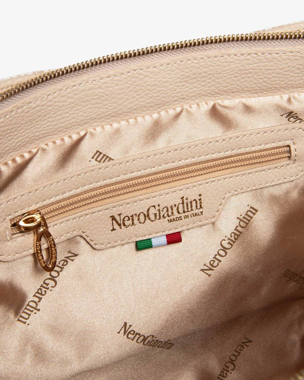 NeroGiardini Art. E443720D Sottocosto
