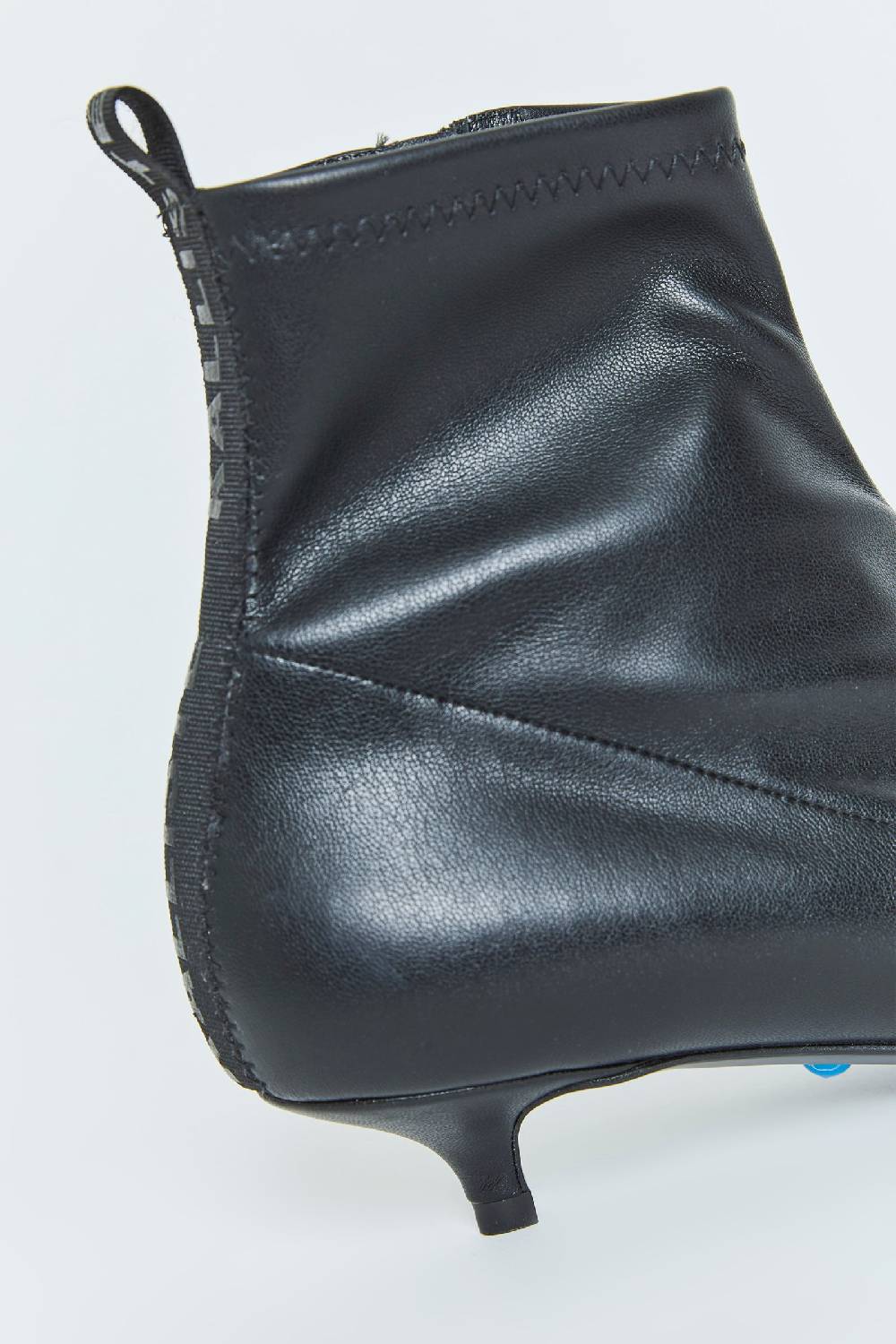 Kalliste K30 KITTEN HEEL BOOTS BLACK Convenienza