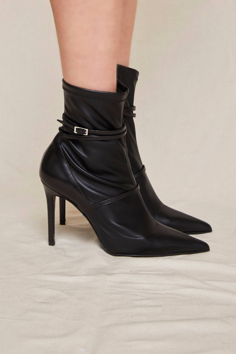 Kalliste K95 STRETCH ANKLE BOOTS BLACK Presa