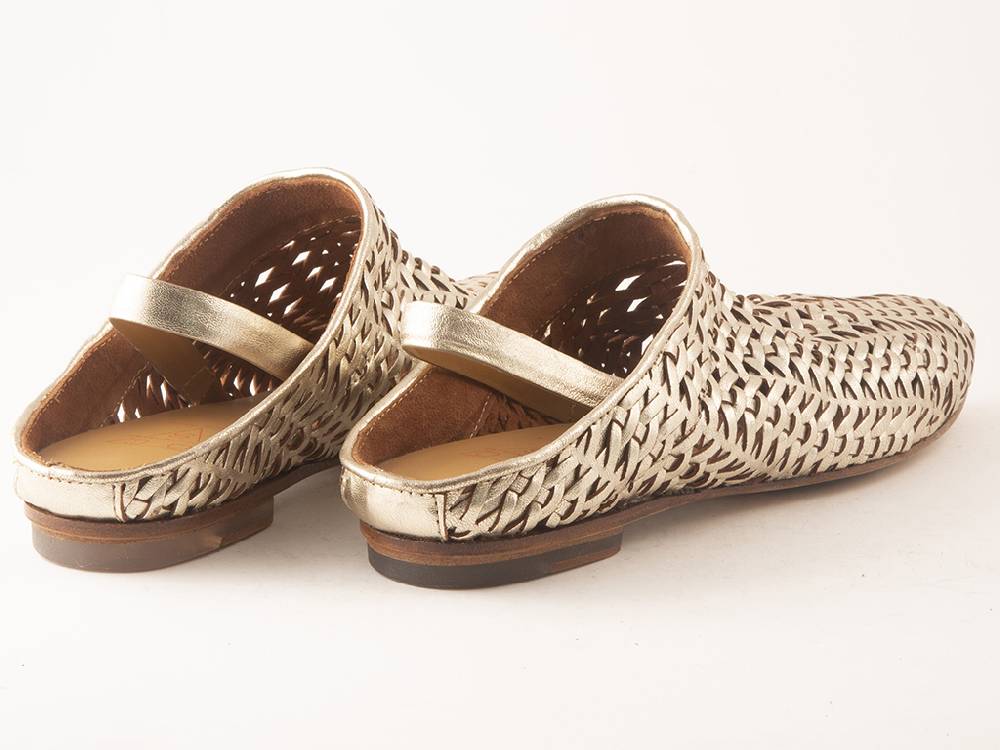 Openclosedshoes IRIS23 LAMIER PLATINO Saldi Di Fabbrica