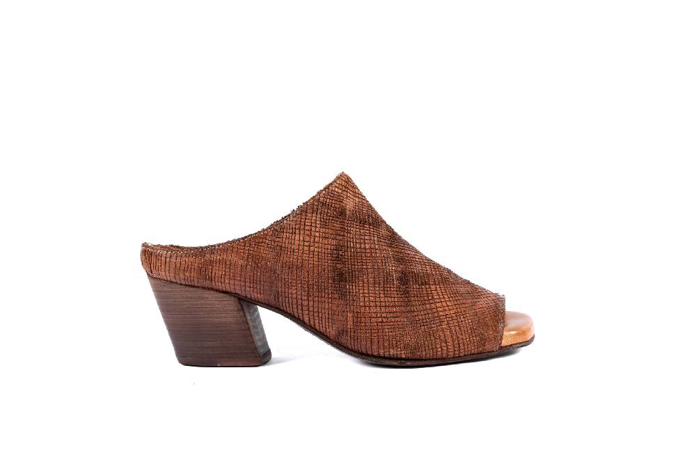 Openclosedshoes TISHA09 BUFALO COGNAC Negozi Online