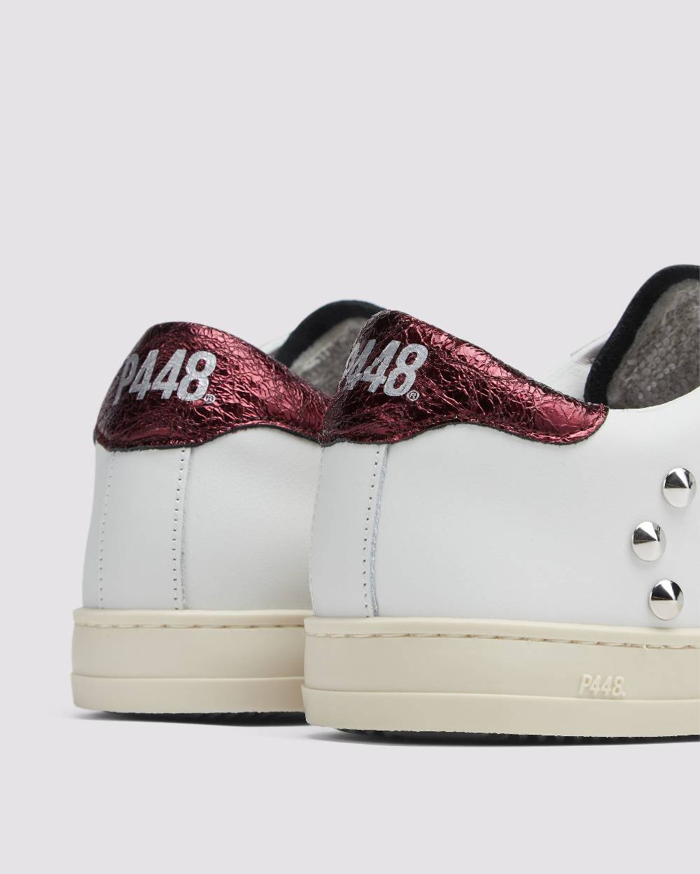 P448 John Maroon/Stud Novità