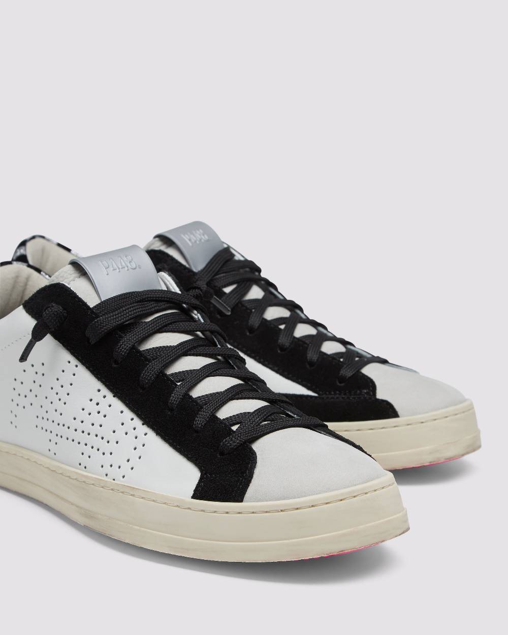 P448 John Check Offerte