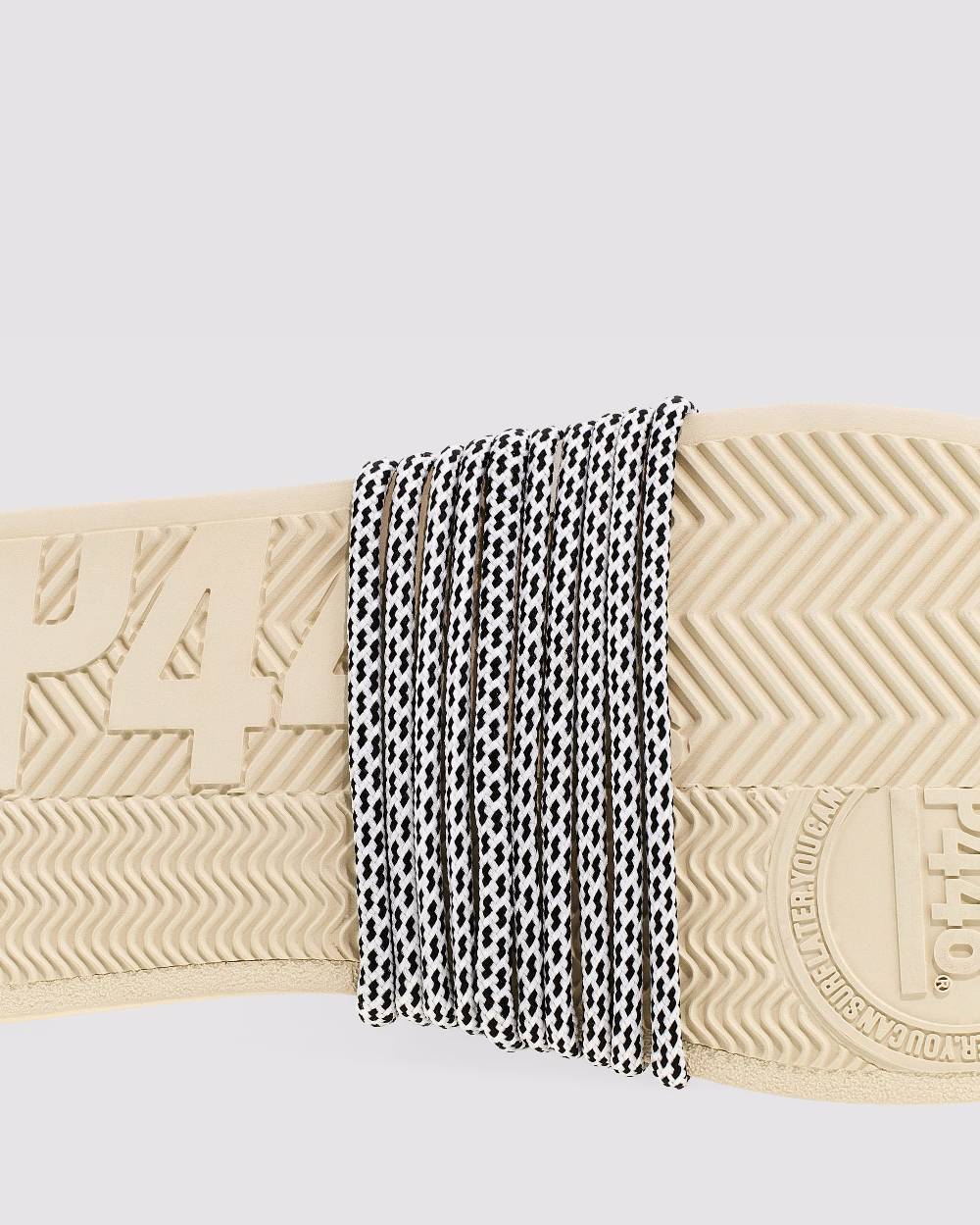 P448 Shoelaces White/Black Speckled Pezzi Unici