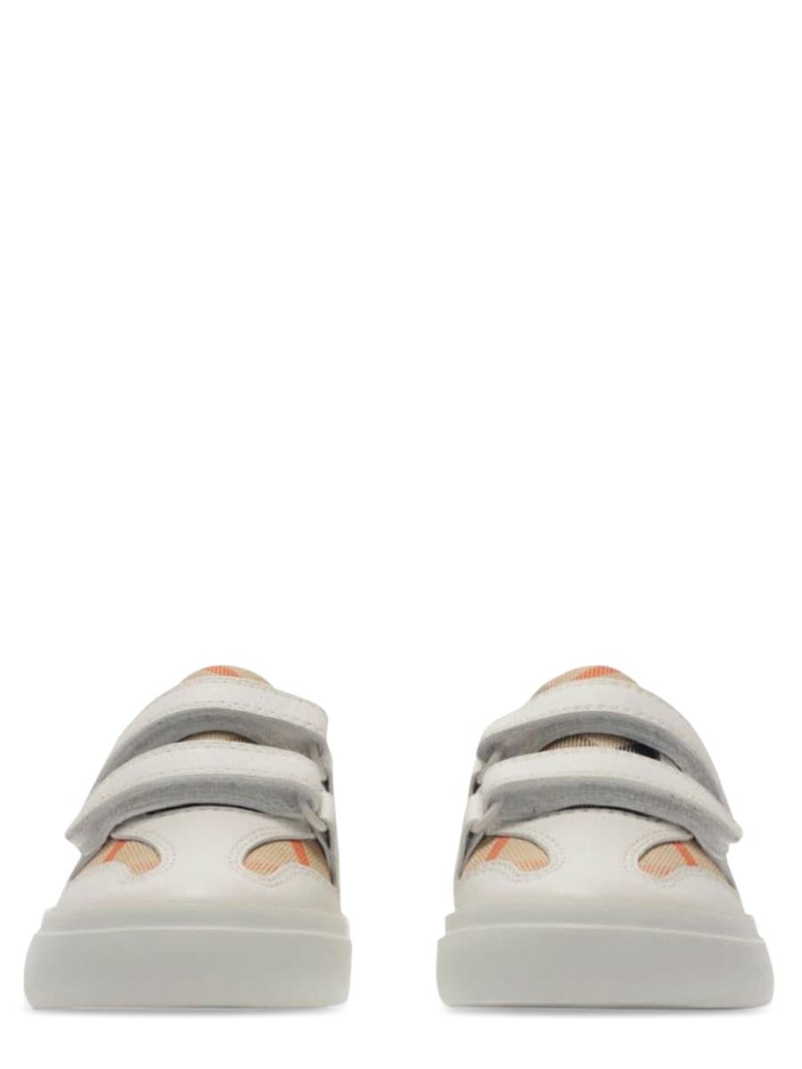 BURBERRY In Vendita