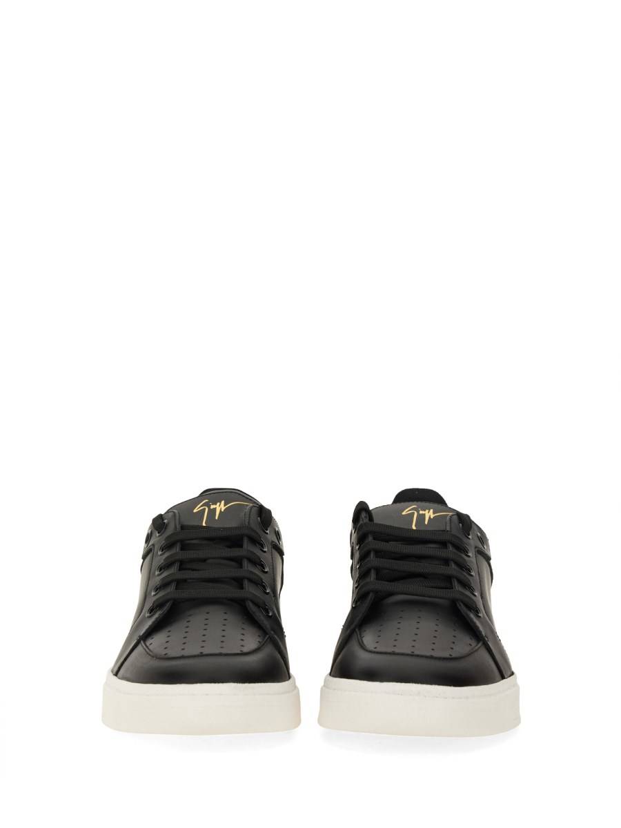 GIUSEPPE ZANOTTI SNEAKER IN PELLE CON LOGO Offerta esclusiva