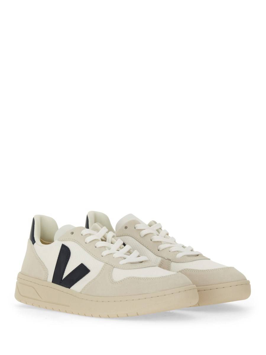VEJA SNEAKER V-10 IN MESH Sconti VIP