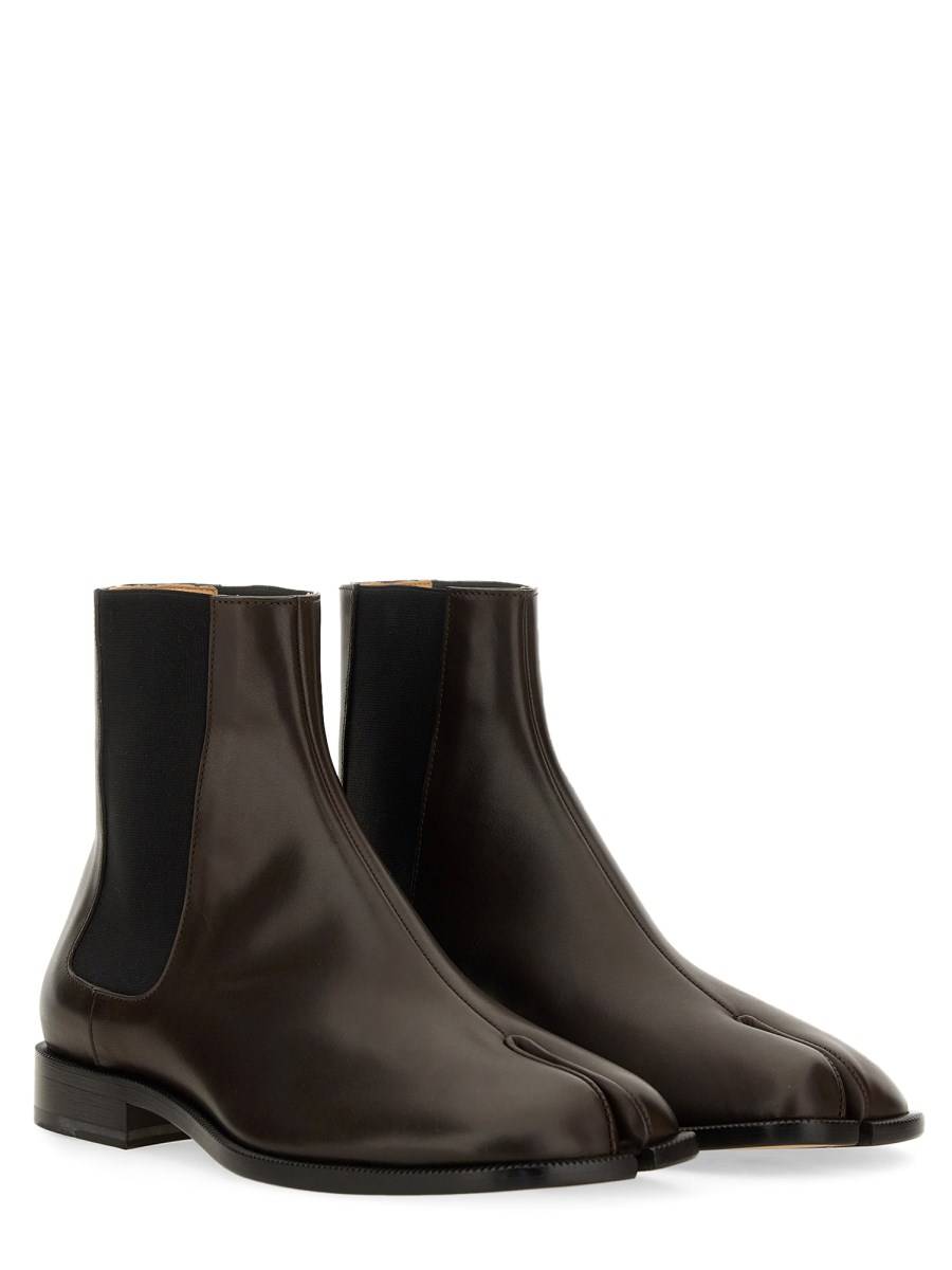 MAISON MARGIELA STIVALE CHELSEA TABI IN PELLE Moda