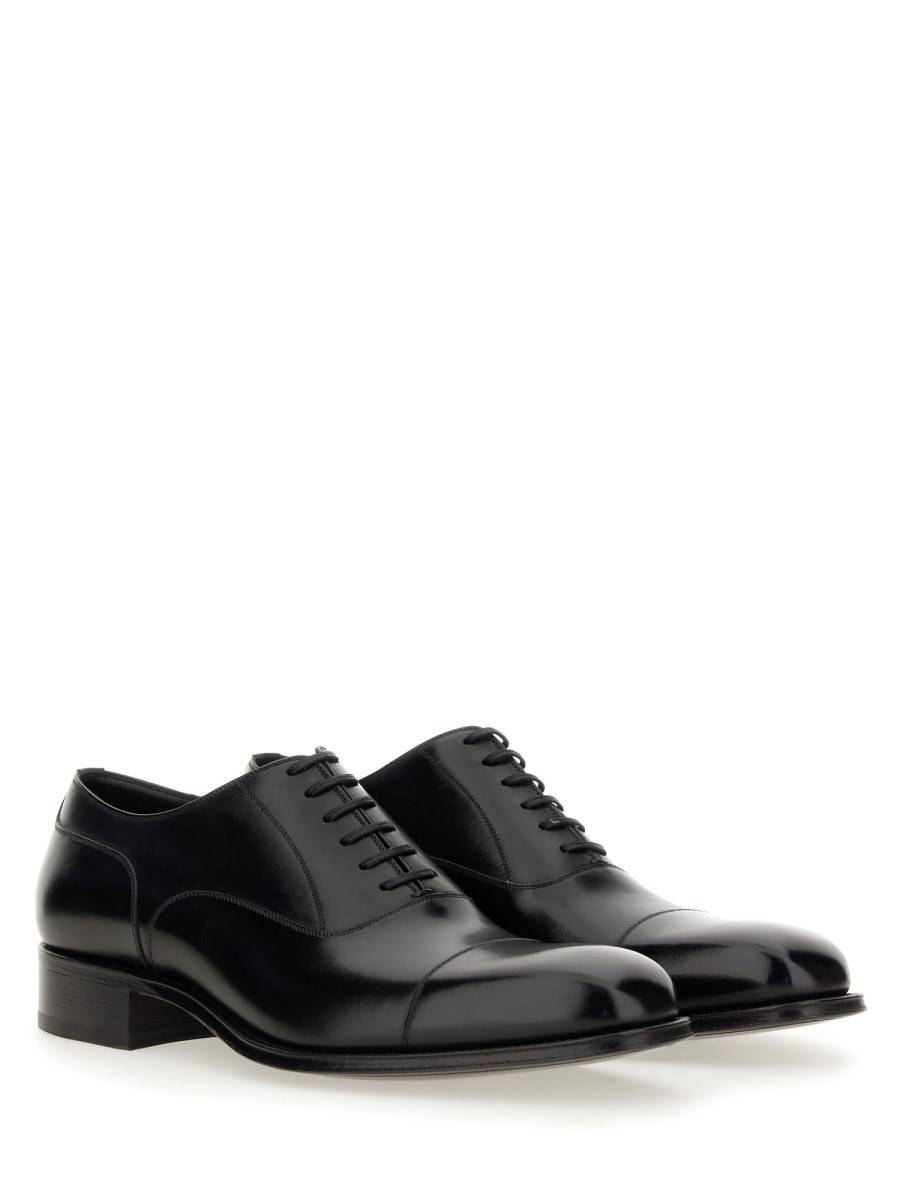 TOM FORD STRINGATA DERBY CLAYDON IN PELLE Fino Al -60%