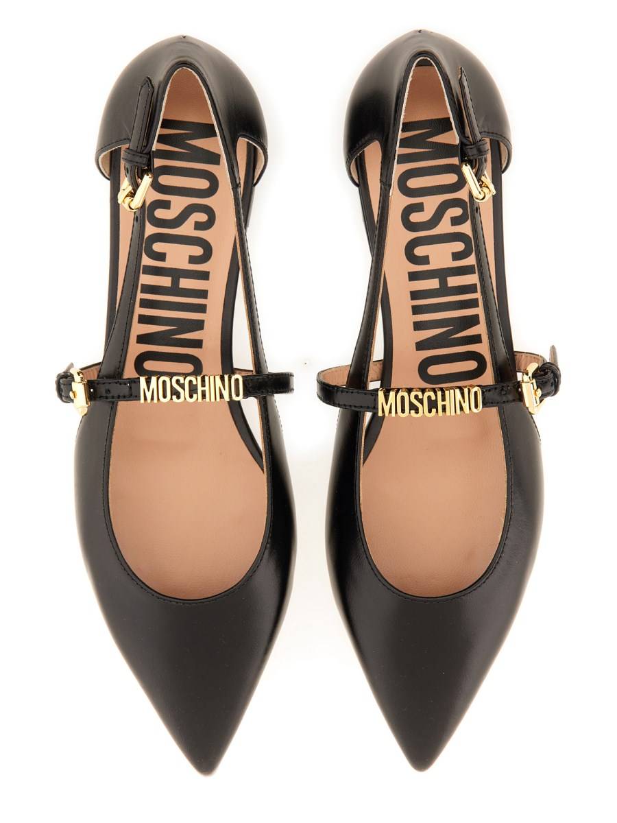 MOSCHINO BALLERINA IN PELLE CON LOGO Solo un giorno rimasto