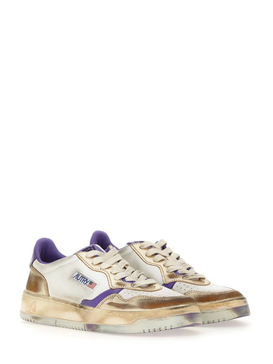AUTRY SNEAKER SUPER VINTAGE IN PELLE CON LOGO Promozione