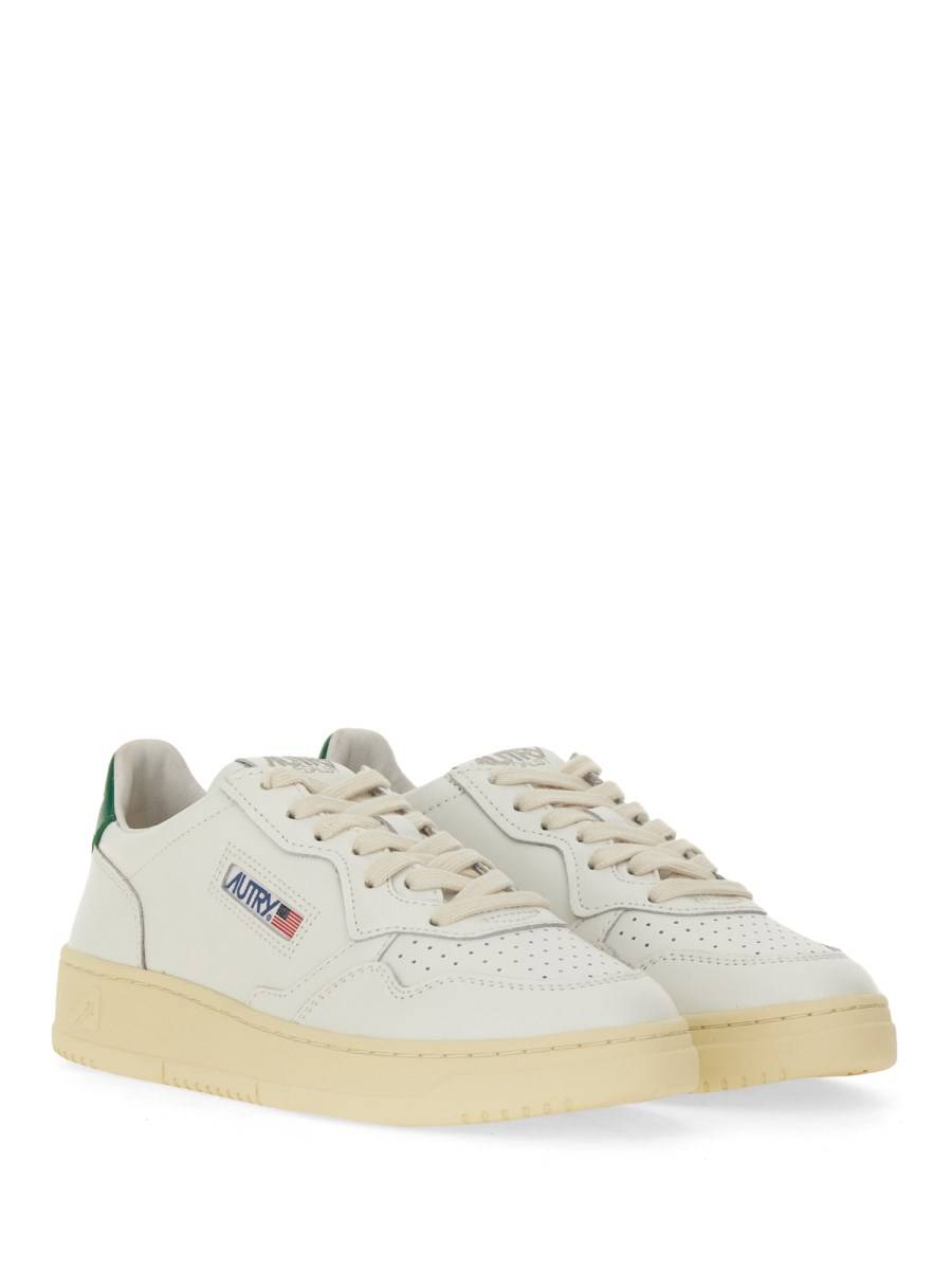AUTRY SNEAKERS MEDALIST LOW IN PELLE Fino Al -60%