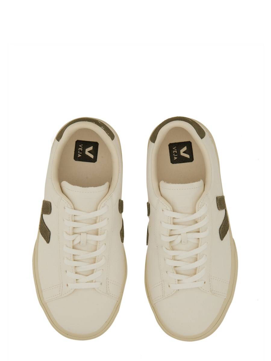 VEJA SNEAKER CAMPO IN PELLE Fornitura limitata