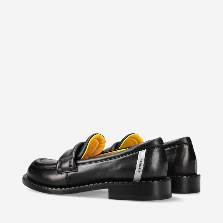 Premiata Mocassini Deb M6667B in nappa Outlet