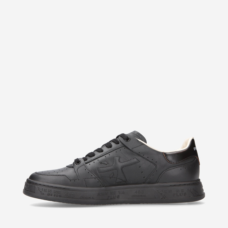 Premiata QUINN 6564 Negozio