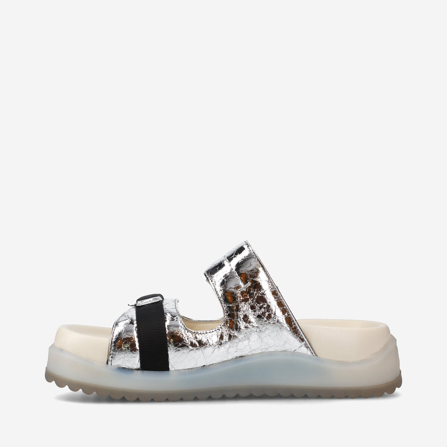 Premiata Sandali bassi M6701A in laminato silver Offerta Pasqua