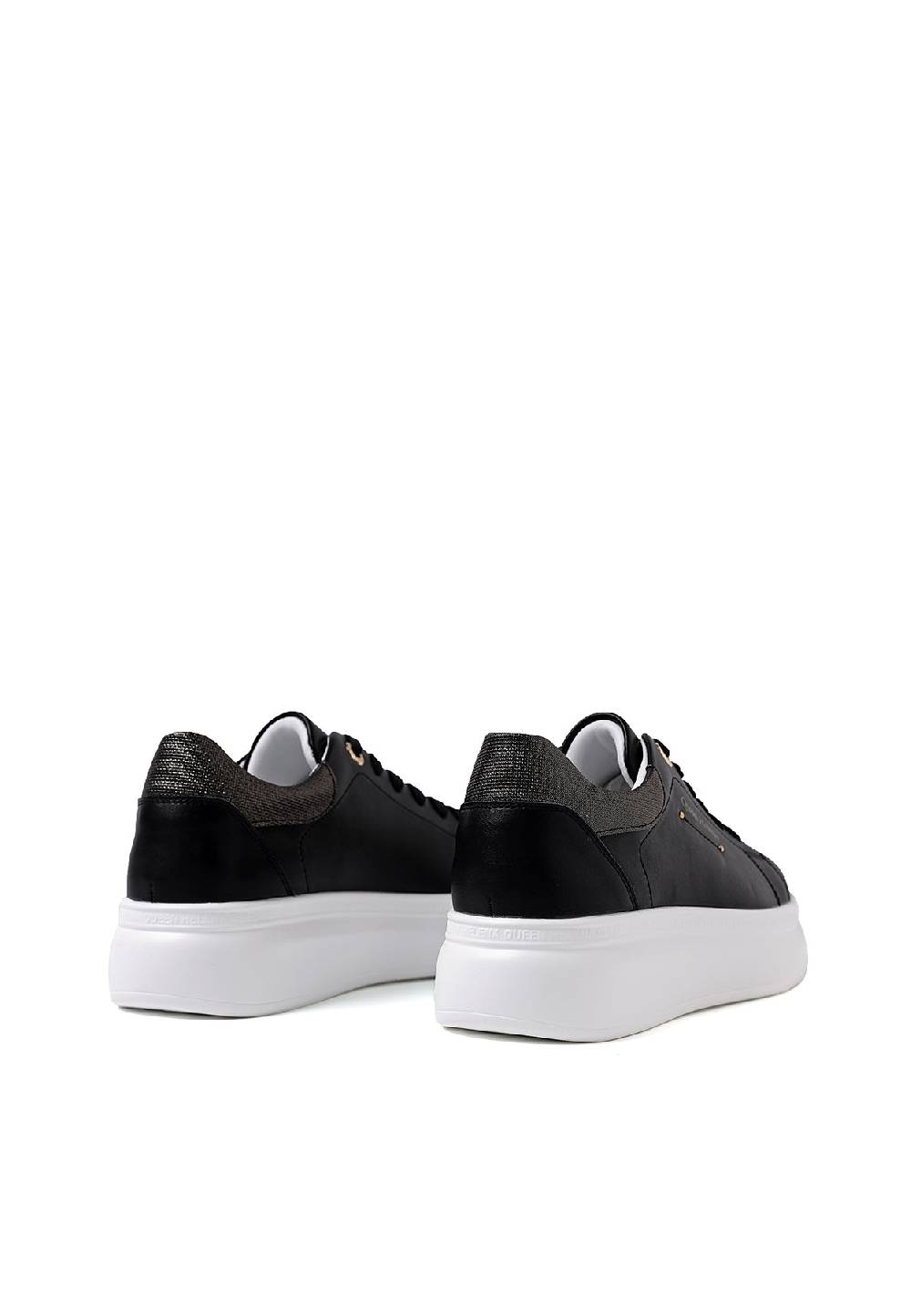 Queen Helena Sneakers X30-9 Convenienza