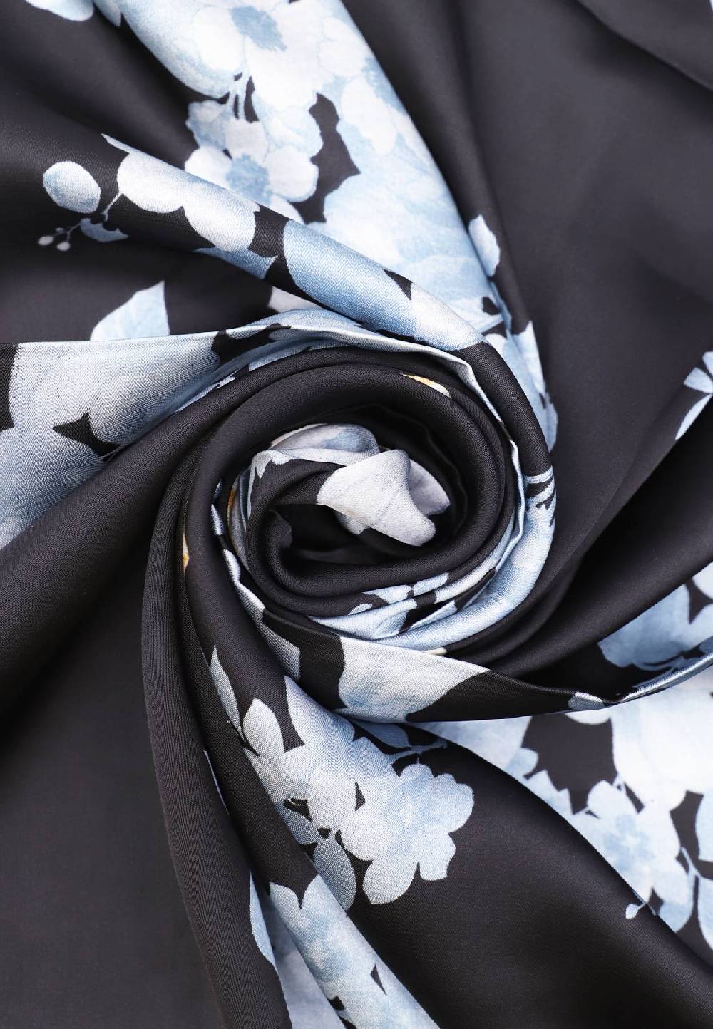 Queen Helena Foulard SC024 In Saldo