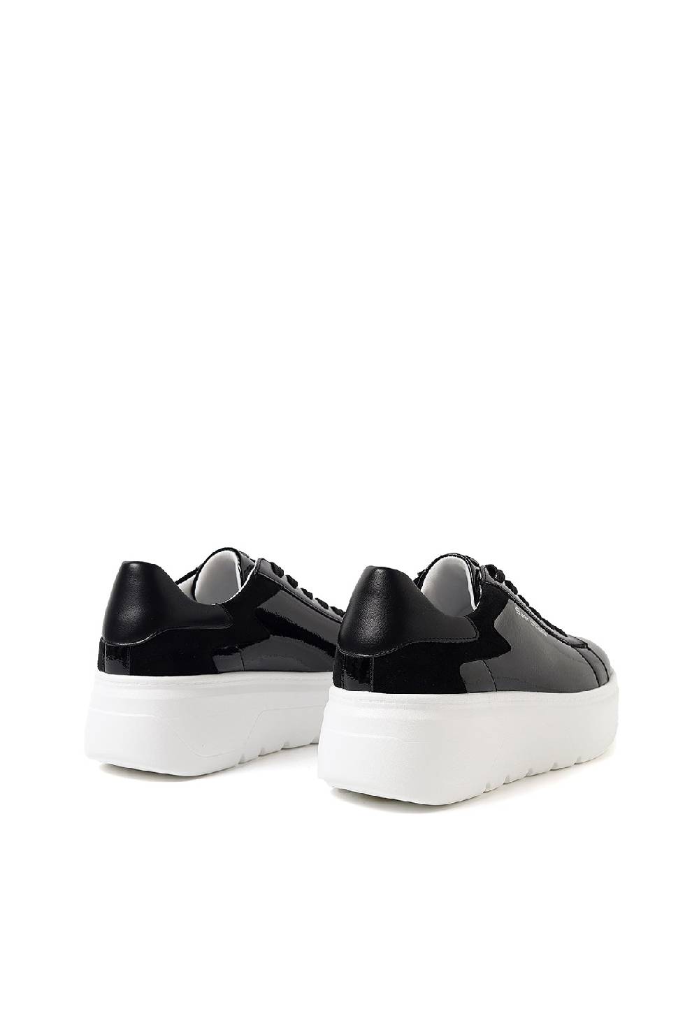 Queen Helena Sneakers - X29-10 In Linea