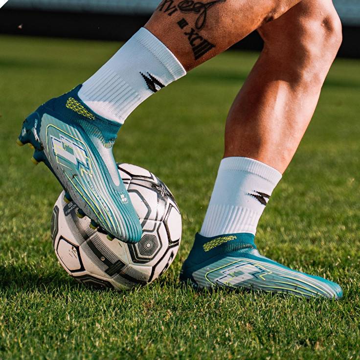 Lotto SOLISTA 100 VII GRAVITY FG Saldi Di Fabbrica