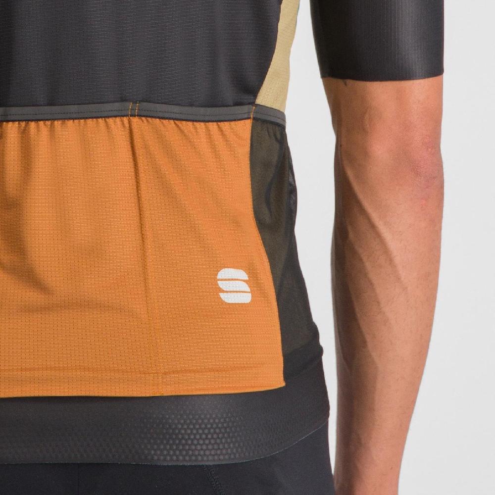 Sportful BREAKOUT SUPERGIARA JERSEY Italy