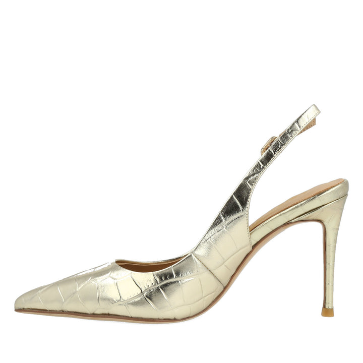 Uma Parker Chanel in Cocco Platino Presa