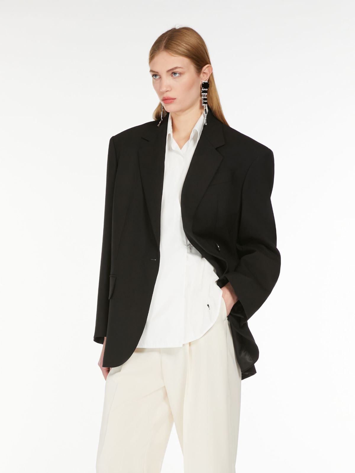 Weekend Blazer over in tela di lana Novità
