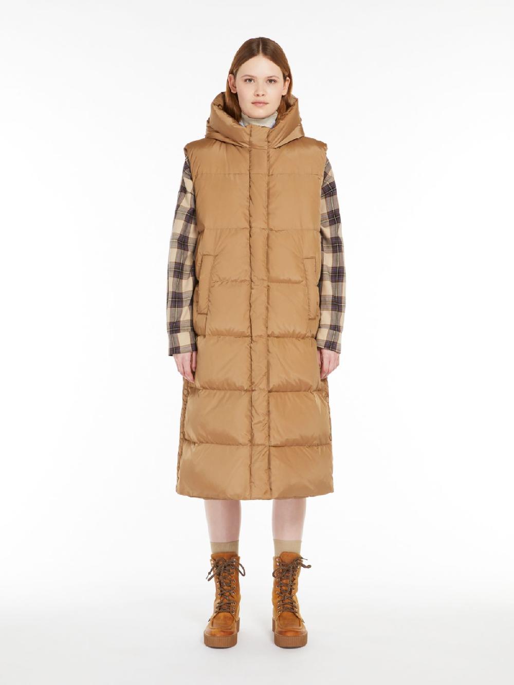 Weekend Gilet lungo in taffetà antigoccia Prezzo Ridotto