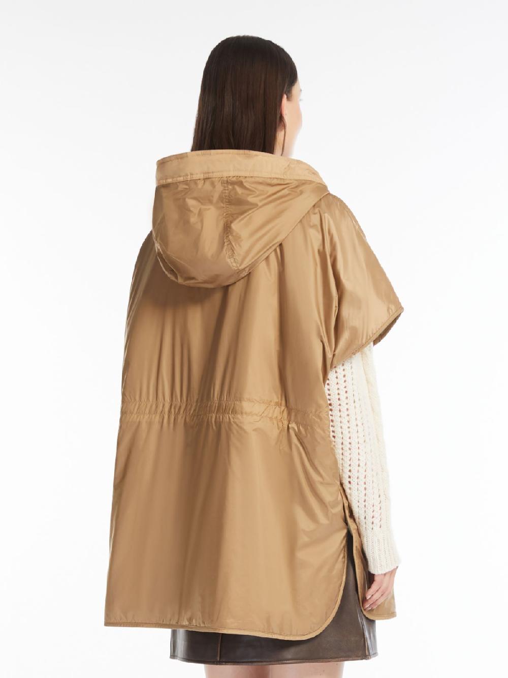 Weekend Cappa reversibile in tela antigoccia Moda