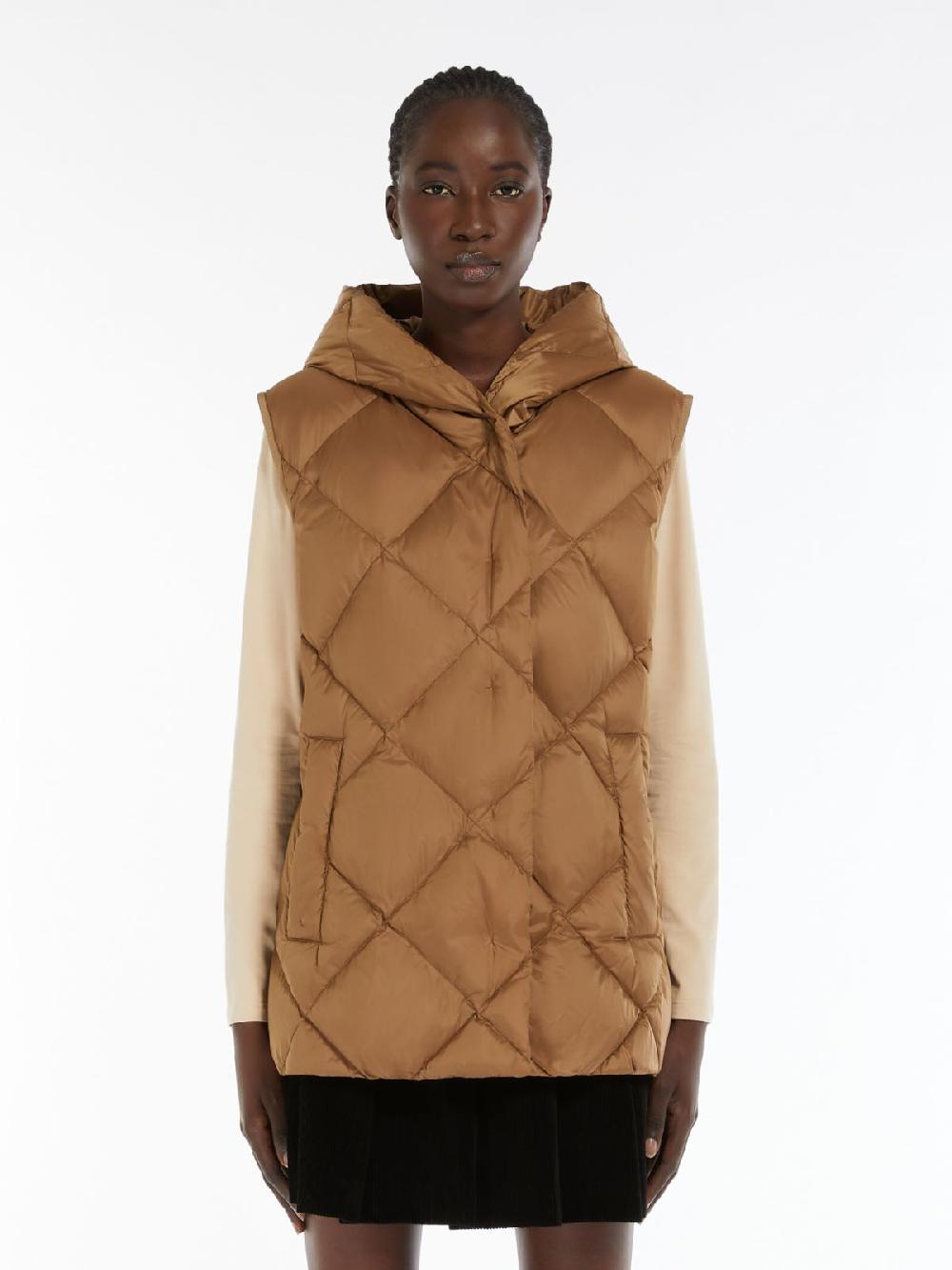 Weekend Gilet in tessuto tecnico trapuntato 2025