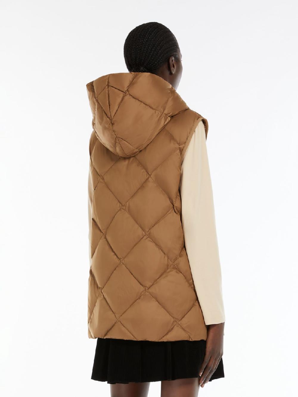 Weekend Gilet in tessuto tecnico trapuntato 2025