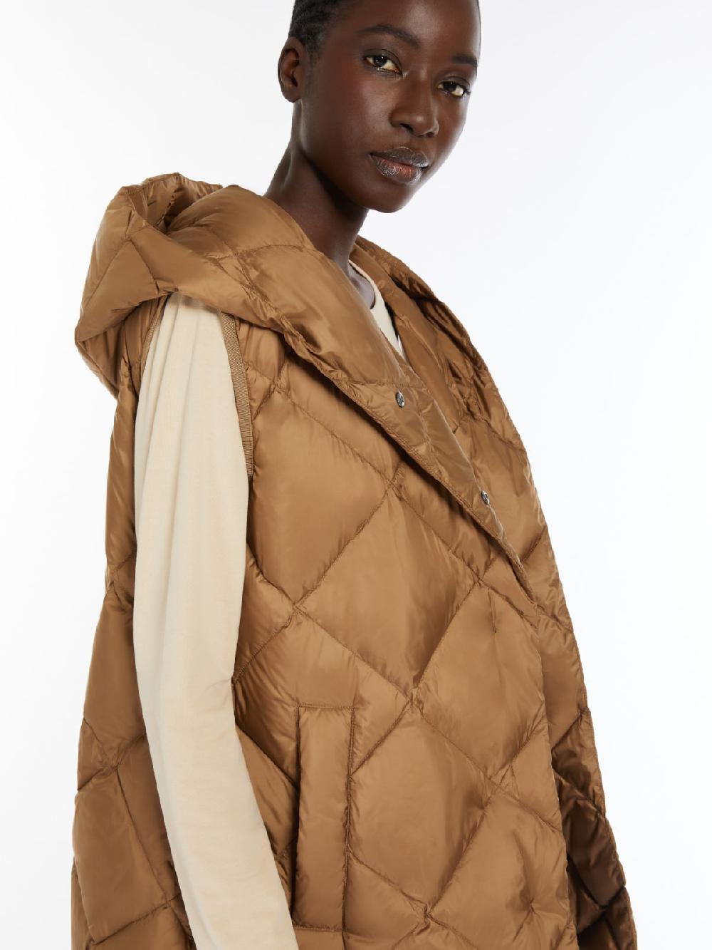 Weekend Gilet in tessuto tecnico trapuntato 2025