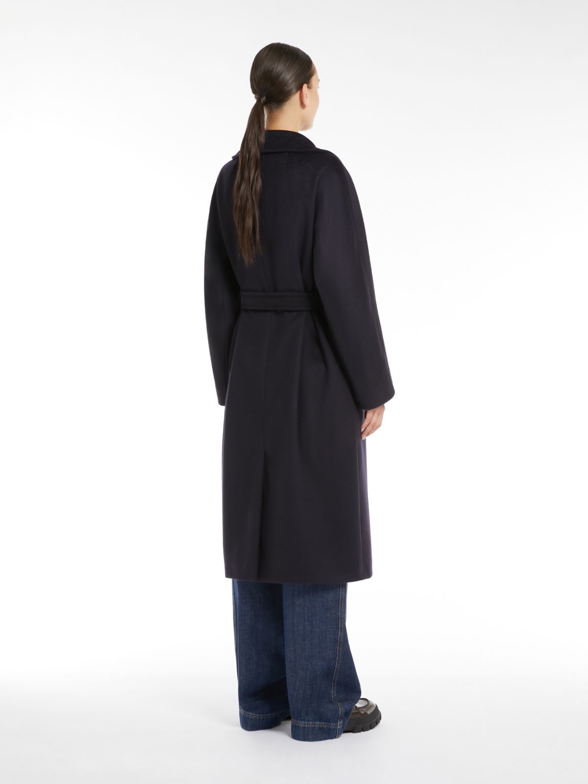 Weekend Cappotto in lana con cintura In Linea