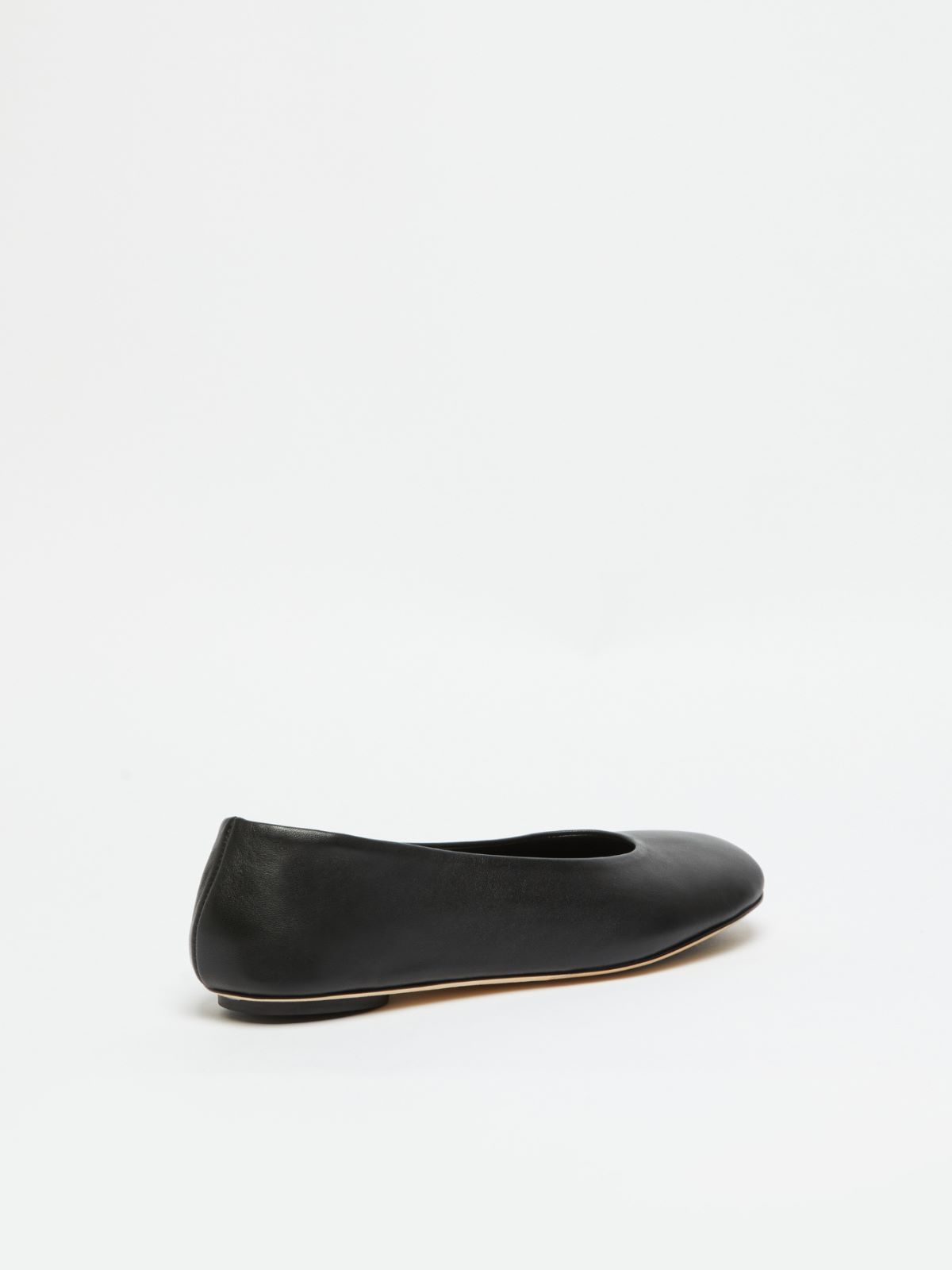 Weekend Ballerina in nappa Shopping Online