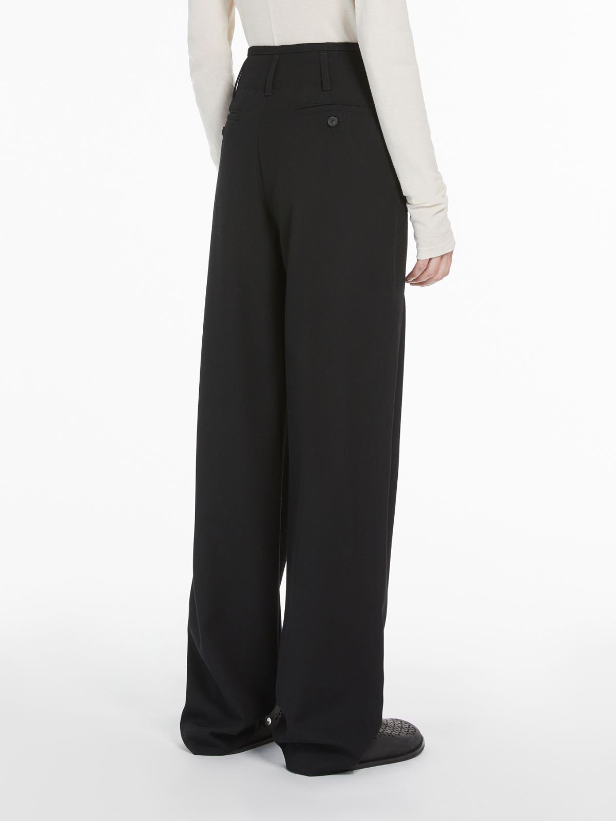 Weekend Pantalone ampio in mista lana Qualità Garantita
