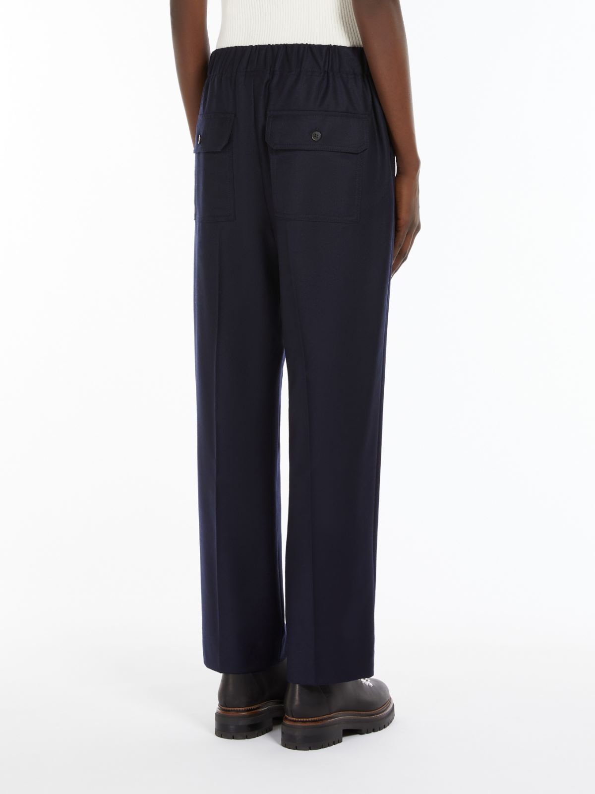 Weekend Pantalone comfort in flanella Economico