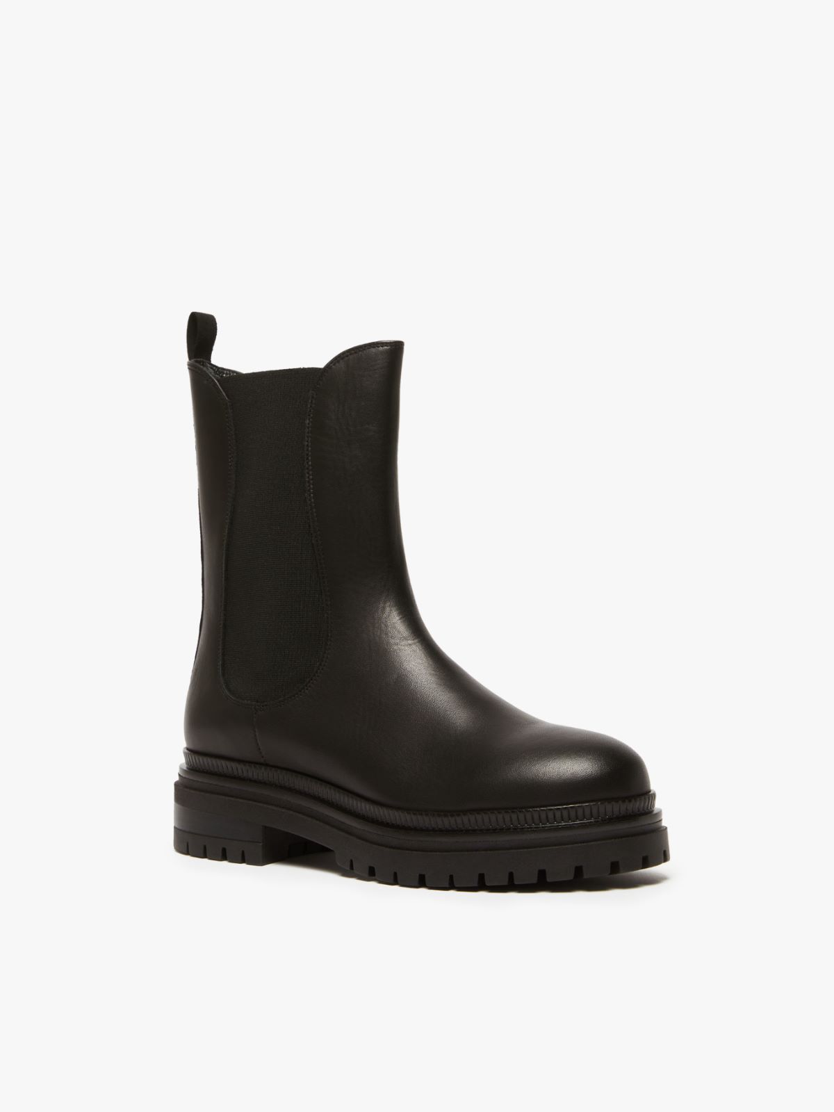 Weekend Ankle boot in pelle semilucida 50% di sconto con spedizione gratuita