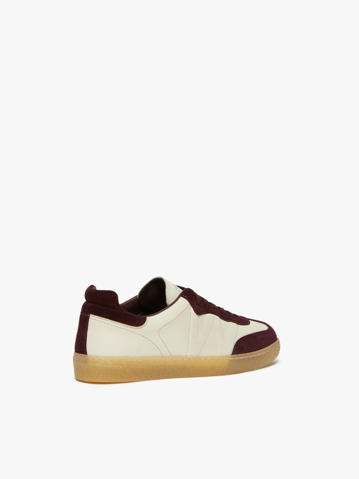 Weekend Sneaker in suede Spedizione Gratuita