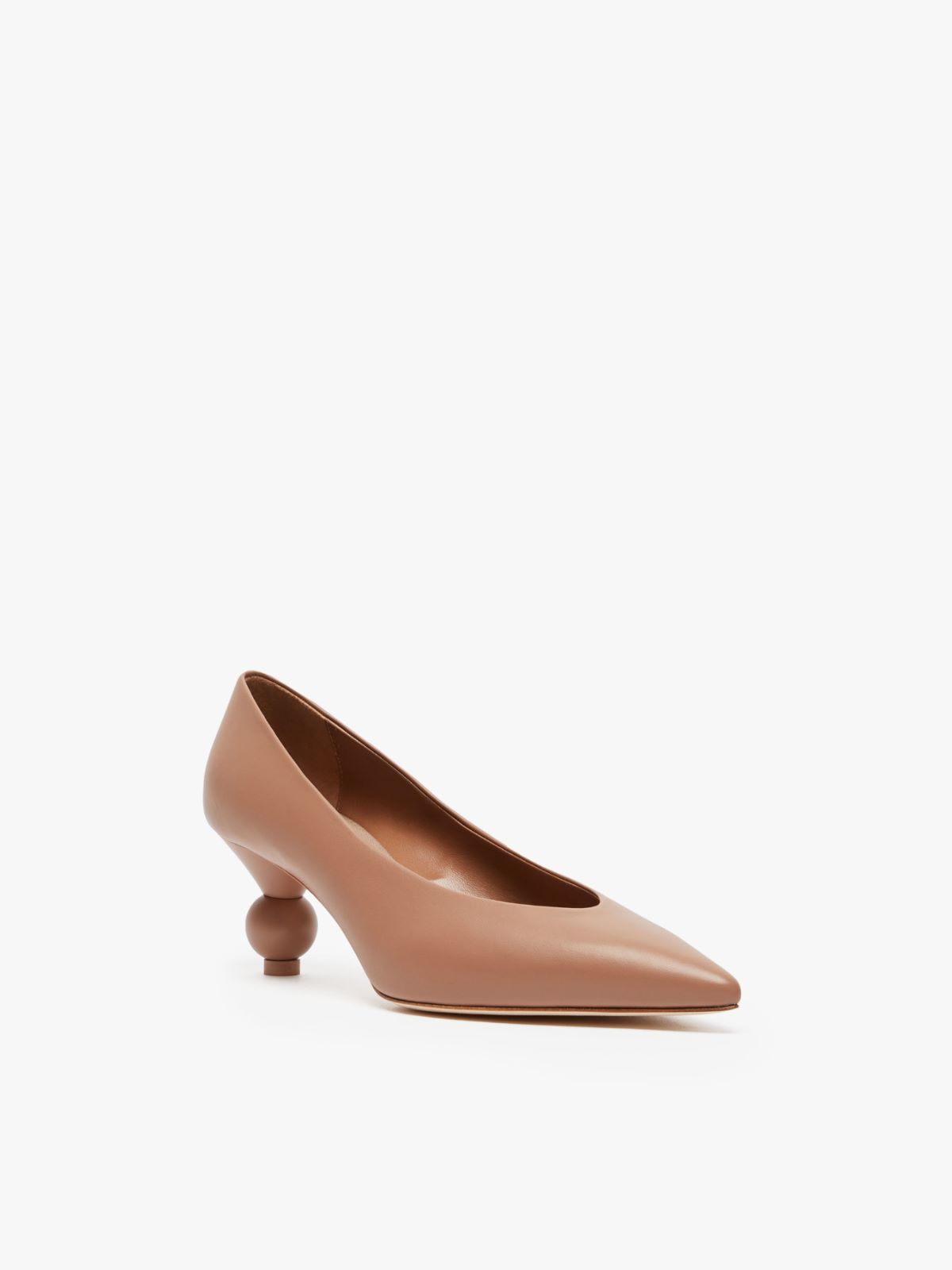Weekend Pump in nappa Negozi Online