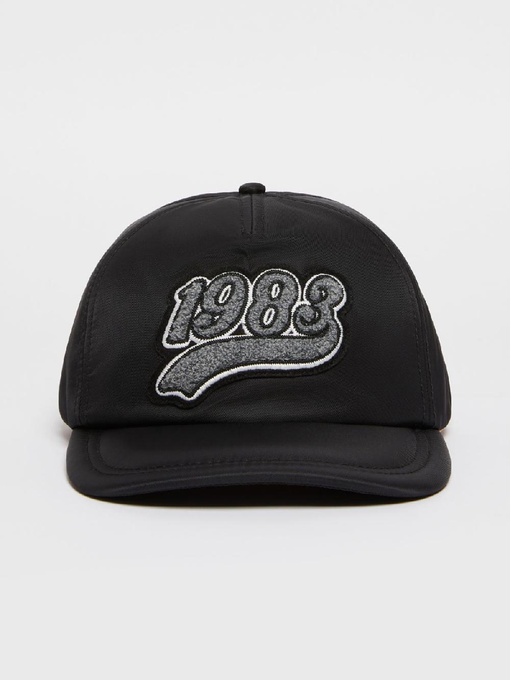 Weekend Cappello in nylon imbottito Nuovo